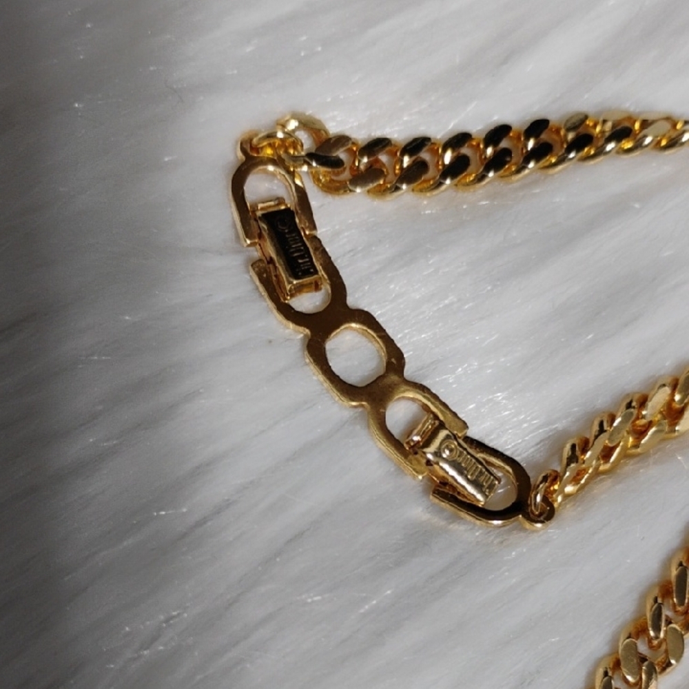 SALE! Authentic Dior Vtg Gold Tone Necklace WGreen Rhinestones & Crystals - Picture 3 of 13